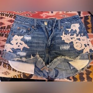 American Eagle Outfitters Distressed/ Floral denim Hi-Rise Festival shorts